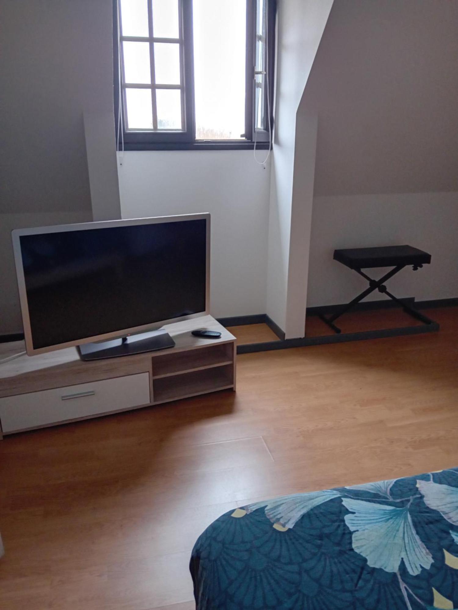 Chambre De La Vigne Blesmes 外观 照片